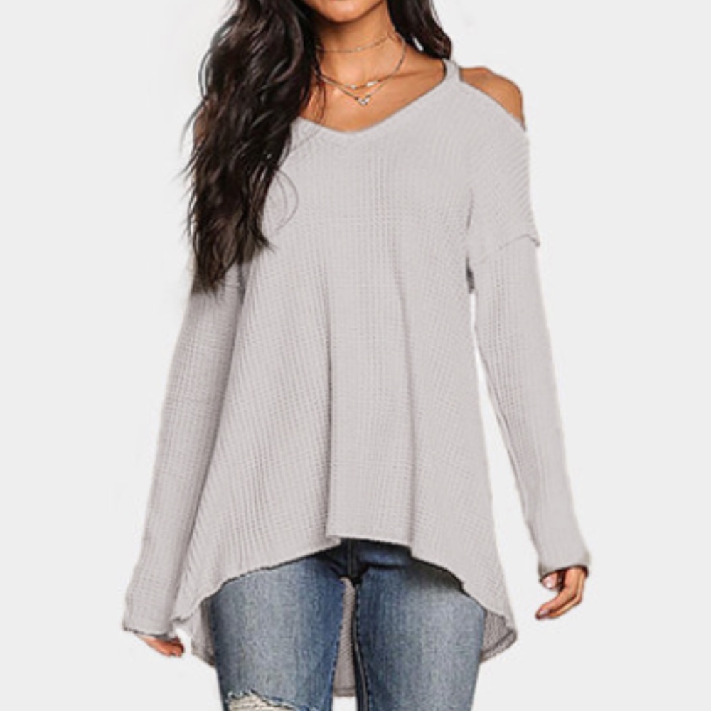 Comfy GreyBeige Cold shoulder knit long sleeve top